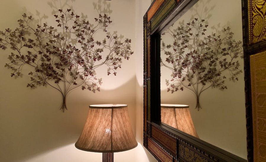 Photo "Iron vine wall lamp suitable for pastoral corridor"