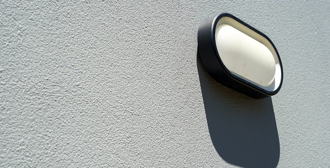 Photo Minimalist Marble Eclipse Wall Lamp