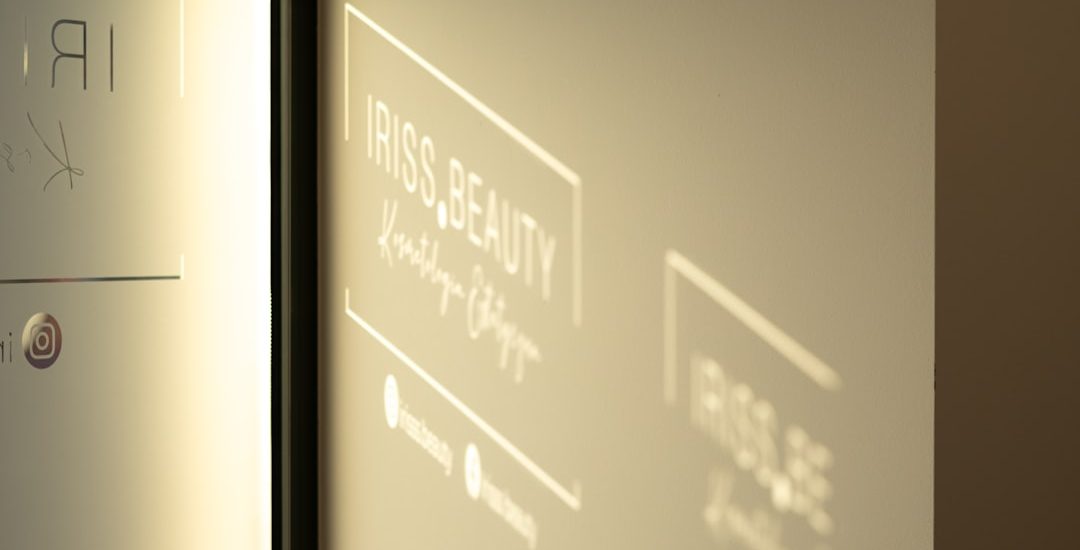 Photo smart mirror