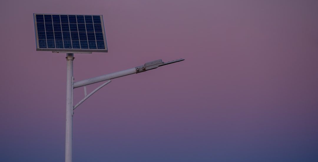 Photo solar motion sensor street light
